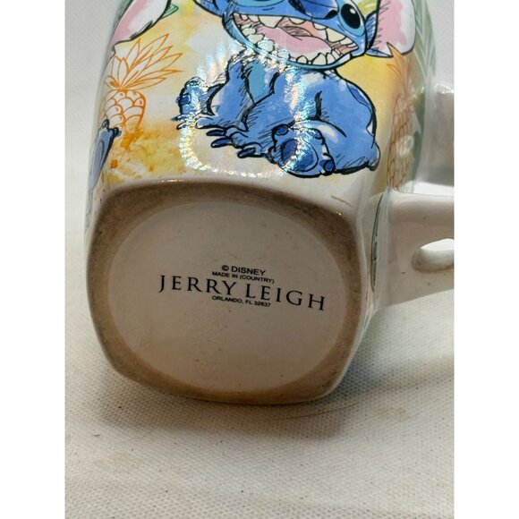 Disney Jerry Leigh Stitch Ceramic Mug With Tropical Design 12 Oz - Picture 4 of 7